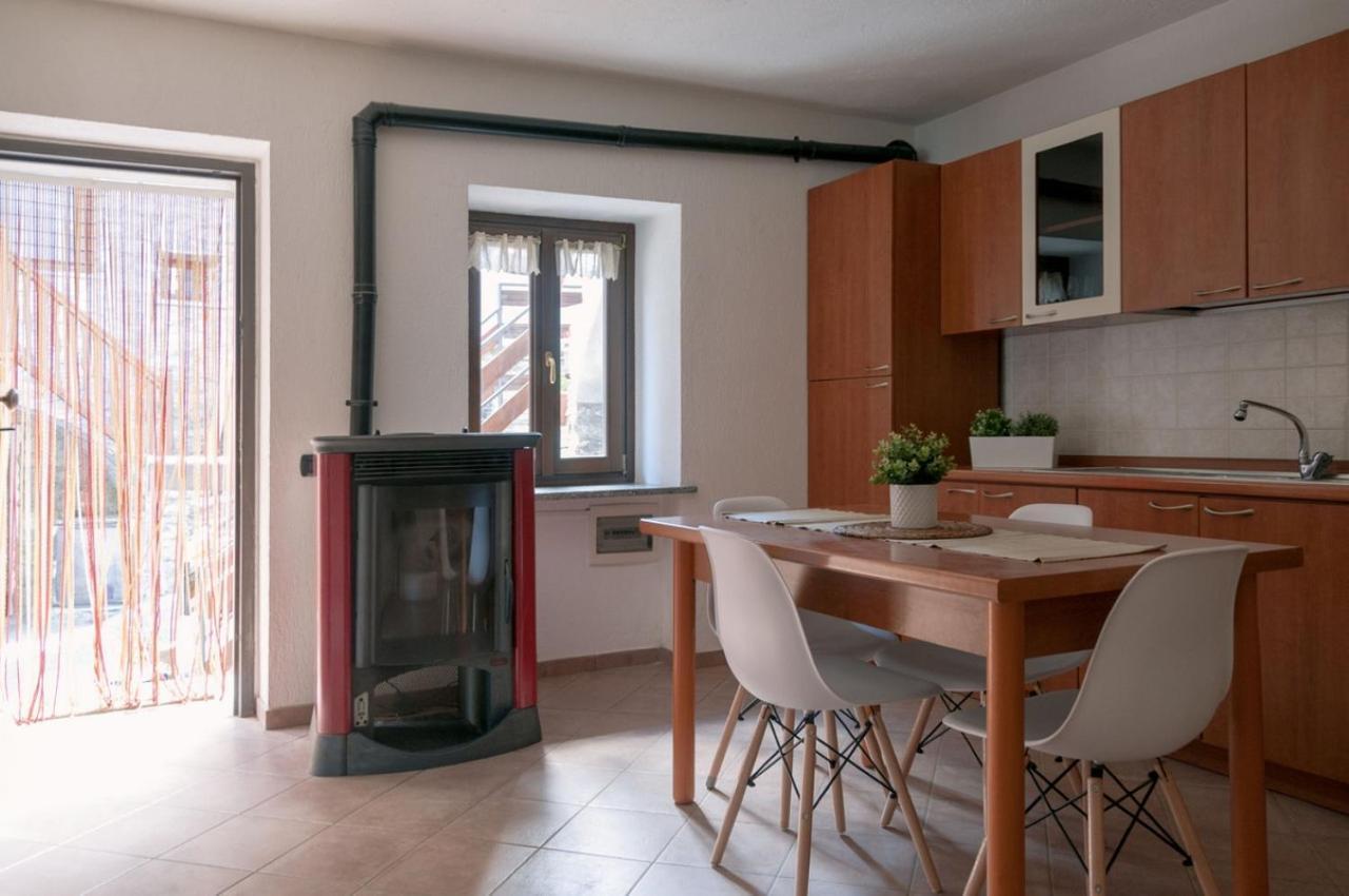 La Crotta Gignod - Cir Vda Gignod 002 Apartment Aosta Ngoại thất bức ảnh